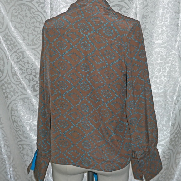 Greylin mod print flip cuff silk shirt - Picture 3 of 4